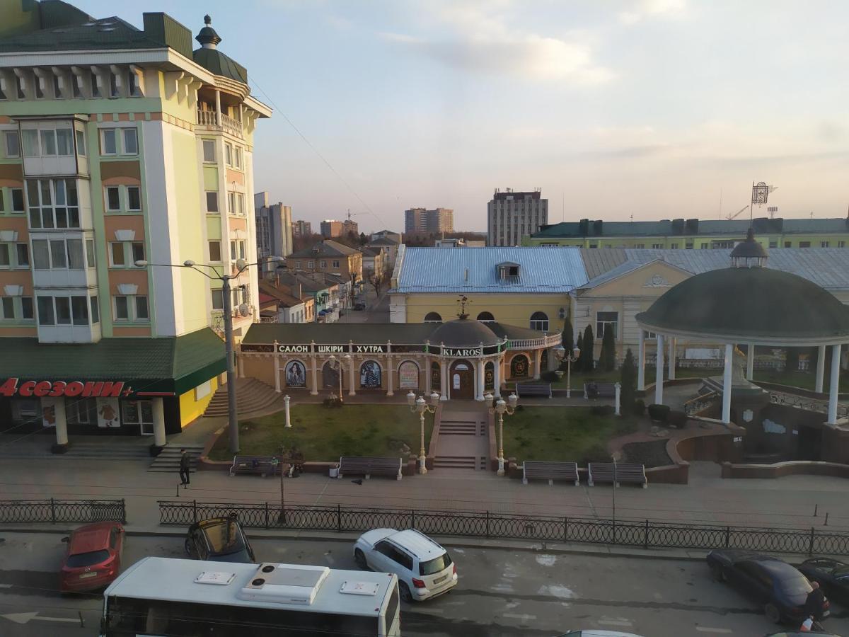 Апартаменти Світлий Ранок Та Затишний Вечір Rivne Exteriör bild